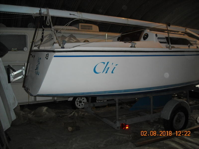 1985 hunter marine 23ft sailboat for sale in Iowa