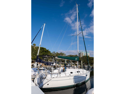 1996 Beneteau Oceanis 281 sailboat for sale in Florida