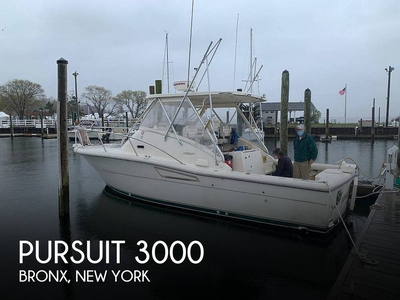 1996 Pursuit 3000 Offshore