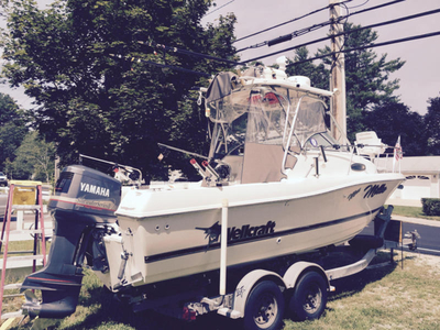 2000 Wellcraft Walkaround powerboat for sale in New Hampshire