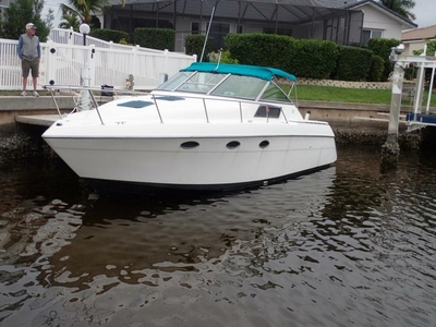 1988 Tiara Yachts 31' 3100