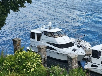 2001 Carver 51' 506 Motor Yacht