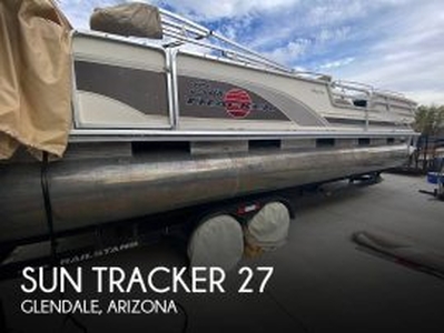 2001, Sun Tracker, Party Barge 27