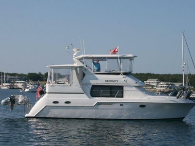 2002 Carver 40' 406 Motor Yacht