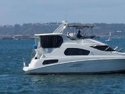 2004 Silverton 39' 39 Motor Yacht