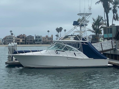 2005 Cabo 35'