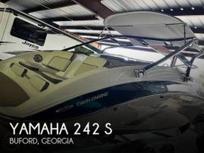 2013, Yamaha, 242 S