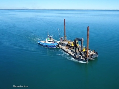 Custom 28 metre Hopper Barge with 75 Tonne Excavat