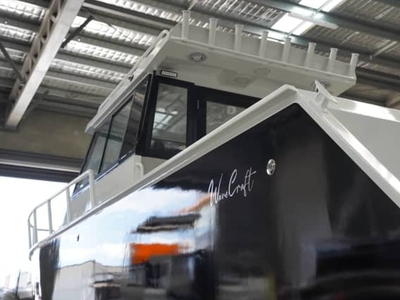 7.9m Enclosed Cabin Multi-Hull Cat & Trailer