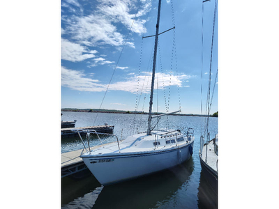1982 Catalina C25 sailboat for sale in Kentucky