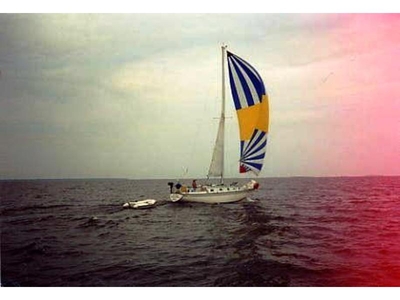 1982 Hunter Sloop sailboat for sale in Wisconsin
