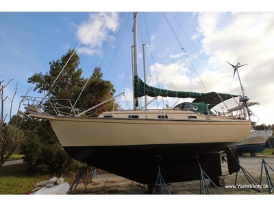 1992 Island Packet 29 sailboat for sale in North Carolina