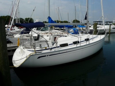2007 Bavaria Cruiser 30 sailboat for sale in Connecticut