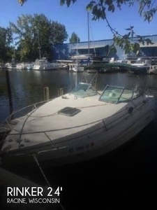 Rinker 242 Fiesta Vee