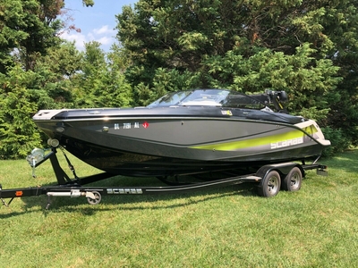 Scarab 255 ID 25' Jet Boat Bowrider 500HP Low Hours Ski Wakeboard