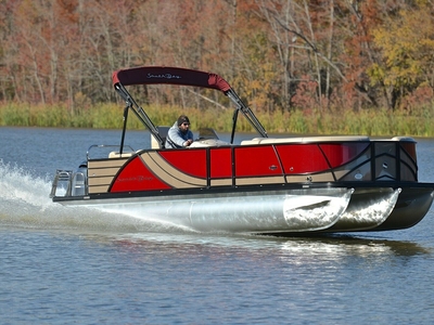 SOUTH BAY 500 TRITOON ...150 HP ... ONLY 40 HOURS