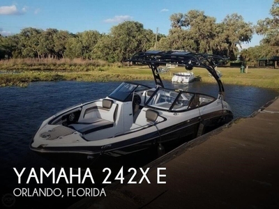 Yamaha 242X E