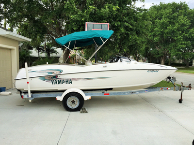 Yamaha LS2000 Jet Boat With Twin 135 HPs