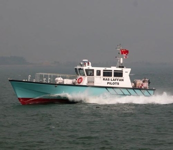 Service boat - 16.3M - Cheoy Lee - inboard