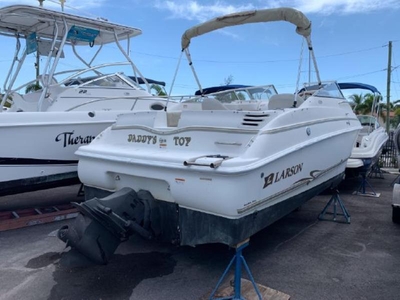 2003 Larson 220 powerboat for sale in Florida