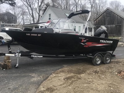 2016 Tracker Targa V20 WT powerboat for sale in Massachusetts