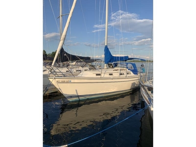 1986 Pearson 303 sailboat for sale in New York