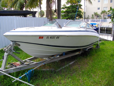 1997 Cobalt 220 powerboat for sale in Florida