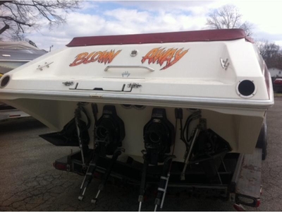 1999 Fountain Lightning powerboat for sale in Alabama