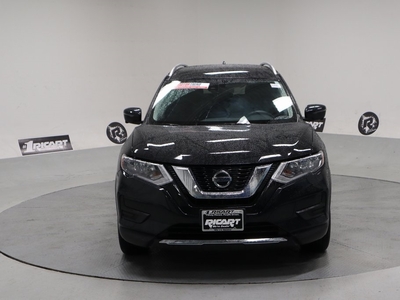 2020 Nissan Rogue SV in Columbus, OH