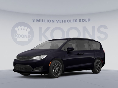 Used 2020 Chrysler Pacifica Touring-L for sale in Vienna, VA 22182: Van Details - 677184253 | Kelley Blue Book