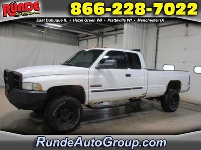 2001 Dodge Ram 2500 for Sale in Chicago, Illinois