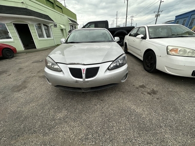 2006 Pontiac Grand Prix in Hamilton, OH