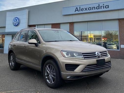 2016 Volkswagen Touareg for Sale in Chicago, Illinois