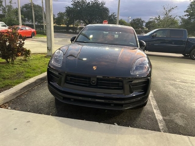 2023 Porsche Macan T in Hialeah, FL