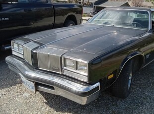 1976 Oldsmobile Cutlass Supreme 2 Door