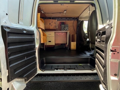 2018 GMC Savana Cargo Van in Elyria, OH