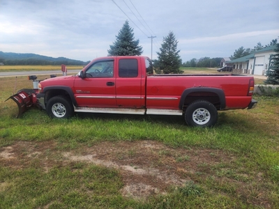 2002 GMC Sierra 2500HD SLE 4dr Extended Cab 4WD LB for sale in Arena, WI