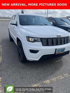 2021 Jeep grand cherokee White, 30K miles for sale in Fargo, North Dakota, North Dakota