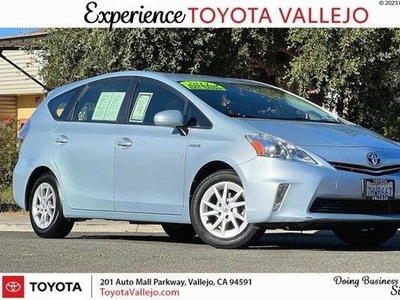 2014 Toyota Prius v for Sale in Chicago, Illinois