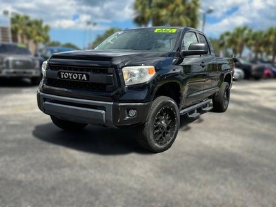 2014 Toyota Tundra for Sale in Gilberts, Illinois