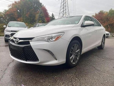 2017 Toyota Camry for Sale in Northwoods, Illinois