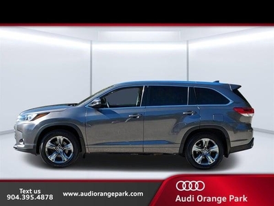2019 Toyota Highlander for Sale in Gilberts, Illinois