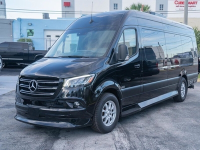 2022 Mercedes-Benz Sprinter Cargo Van Van