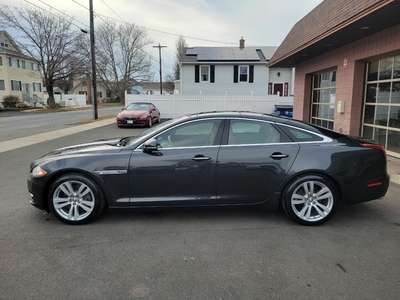 2013 Jaguar XJ-Series