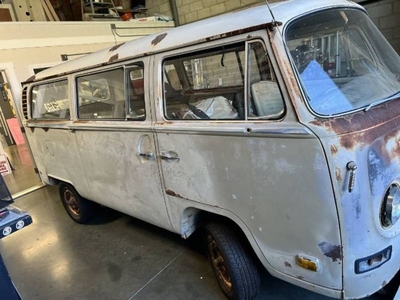 FOR SALE: 1970 Volkswagen Bus $8,895 USD