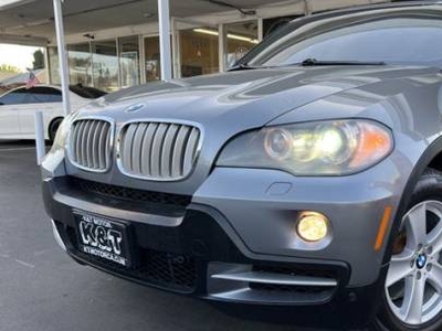 BMW X5 4.8L V-8 Gas