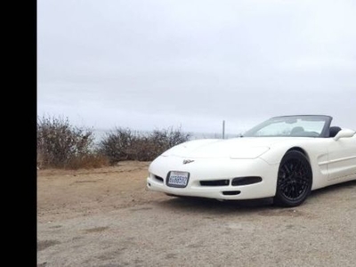 FOR SALE: 2001 Chevrolet Corvette $27,995 USD