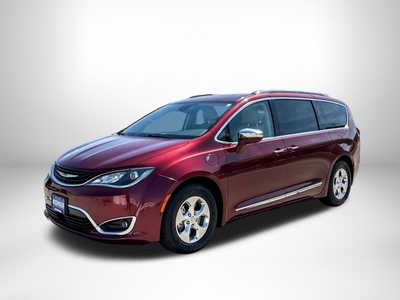 Chrysler Pacifica Hybrid Limited