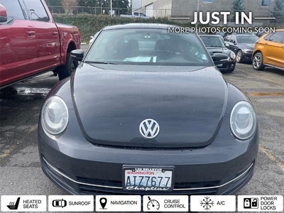 2012 Volkswagen Beetle Turbo Pzev 2DR Coupe 6M W/ Sunroof, Sound And Navigation
