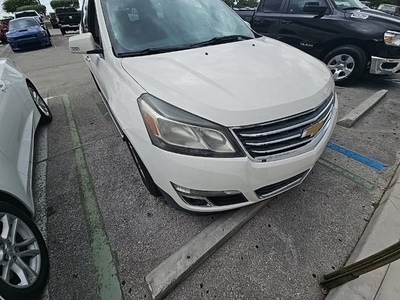 2014 Chevrolet Traverse LT in Miami, FL